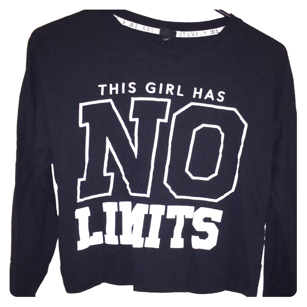 “This Girl Has No Limits” Long Sleeve Shirt